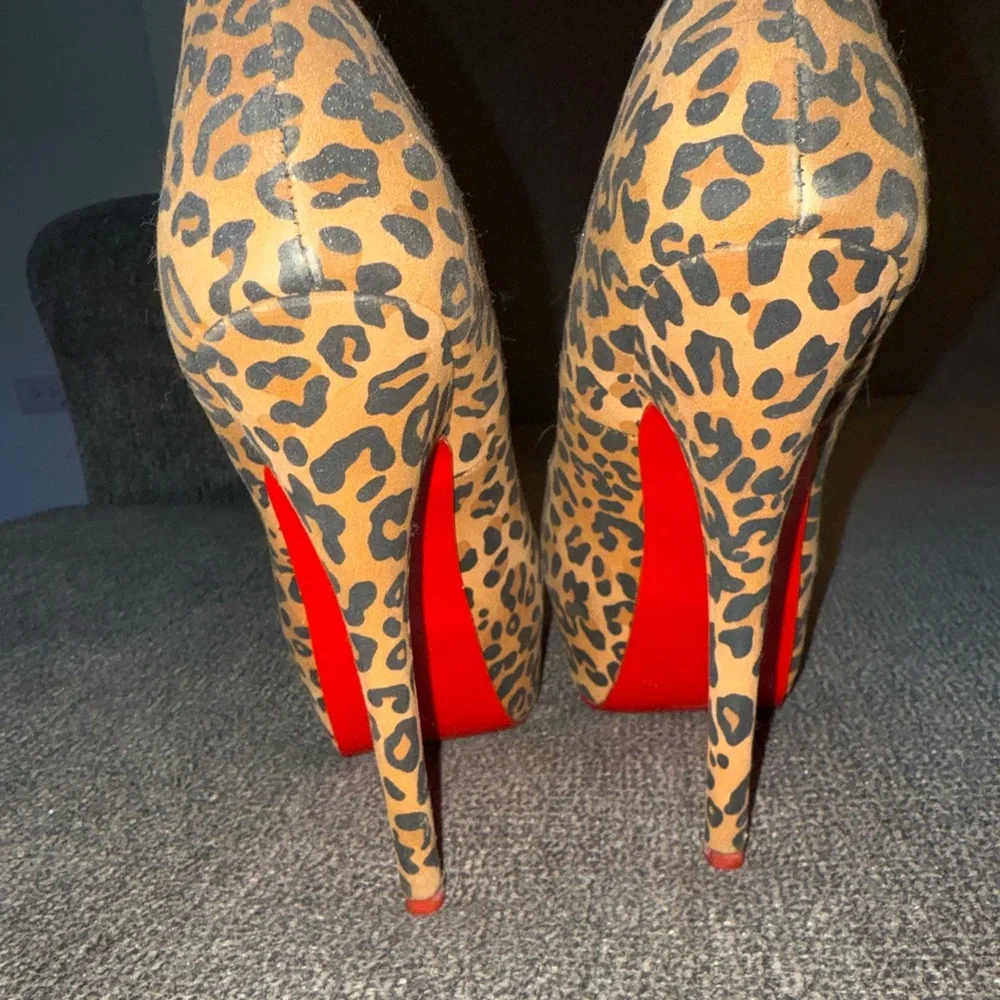 RED BOTTOMS Leopard animal Print Stiletto high Heels Red Soles 7.5 valentine - Picture 9 of 11